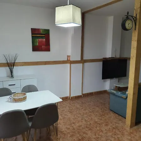 Апартаменты Apartamento Bajo Quintero